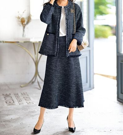 BELLUNA（ベルーナ）の「ツイード調素材フリンジ使いセットアップ（スカートスーツ）」