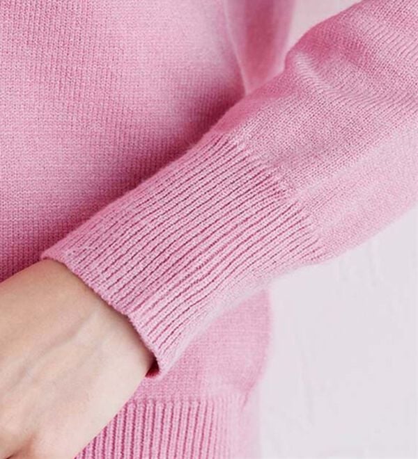 Pierrot（ピエロ）の「【Ｍ～３Ｌ】ふんわり質感プレミアムカシミヤタッチカーディガン（ニットカーディガン）」｜詳細画像