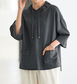 BELLUNA（ベルーナ）の「ステッチが効いたゆったりブラウス（ブラウス）」｜チャコール