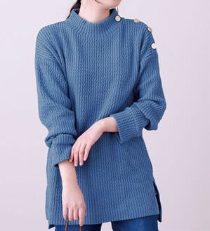 BELLUNA（ベルーナ）の「ジャカード素材肩ボタン使いチュニック（チュニック）」｜ブルー