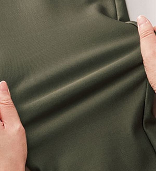 BELLUNA（ベルーナ）の「マシュマロみたいな裏ベロアなめらかストレッチパンツ（フルレングスパンツ）」｜詳細画像