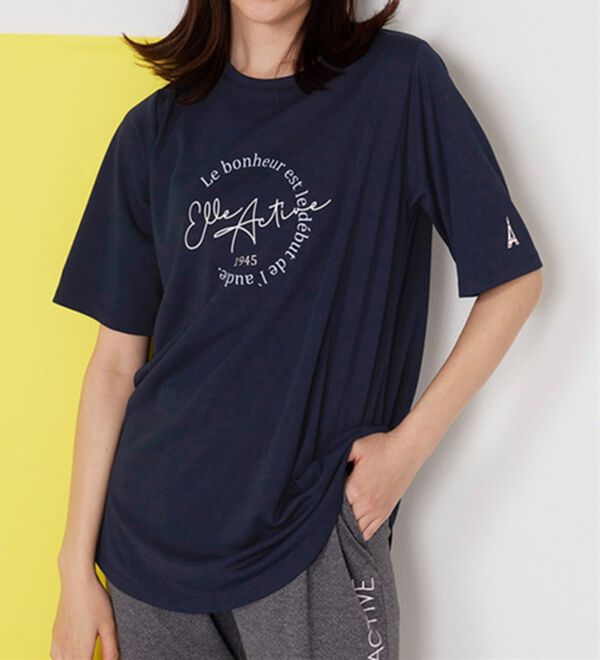 BELLUNA（ベルーナ）の「＜ＥＬＬＥ　Ａｃｔｉｖｅ＞裏メッシュ裾ラウンドチュニック（チュニック）」｜詳細画像