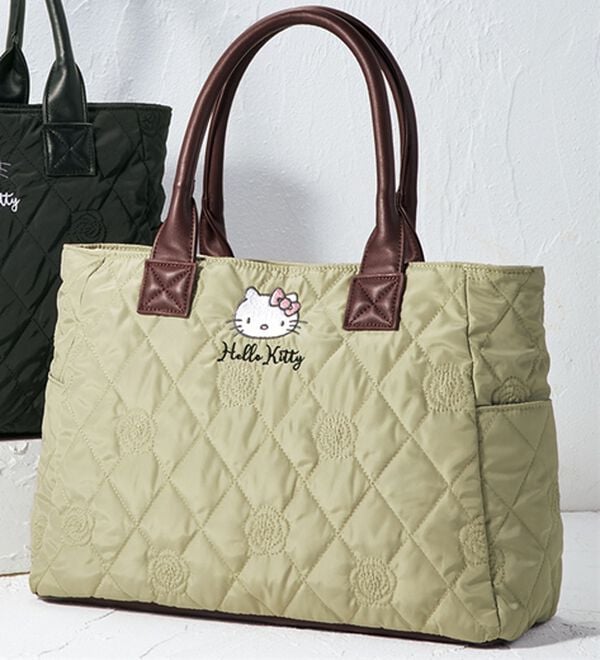 BELLUNA（ベルーナ）の「＜ハローキティ＞Ａ４が入る！軽～い仕切りたくさん手提げバッグ（ハンドバッグ）」｜グレージュ