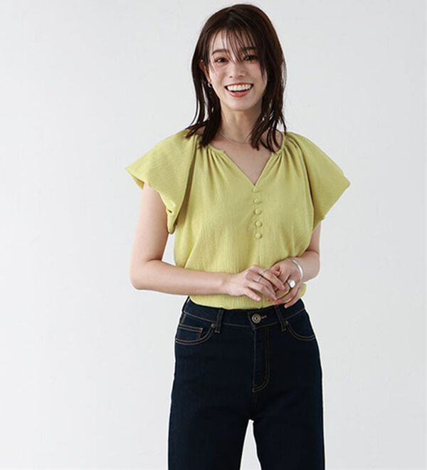 Pierrot（ピエロ）の「キーネックパフスリーブブラウス（ブラウス）」｜詳細画像