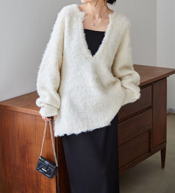 RANAN（ラナン）の「ディープキーネックシャギーニット（ニット・セーター）」｜詳細画像