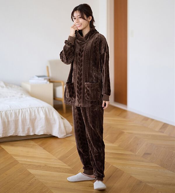LAVIENNE（ラヴィエンヌ）の「寒がりさんのためのふわっもこケーブルフリースパジャマ（パジャマ・ルームウェア）」｜詳細画像