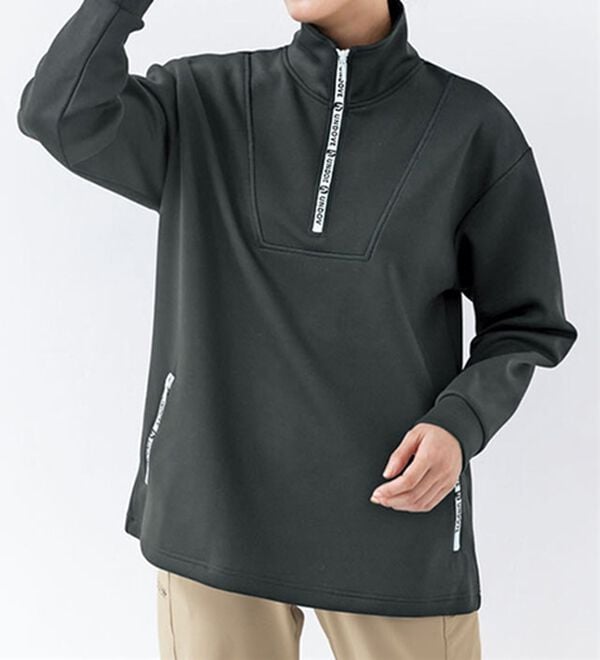 BELLUNA（ベルーナ）の「吸水速乾！ジッパーロゴプルオーバー（カットソー）」｜ブラック