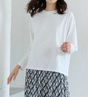 RANAN（ラナン）の「【選べる袖丈】ひんやり！＜BC＞綿100％プチハイネックＴシャツ（カットソー）」｜オフホワイト（長袖）