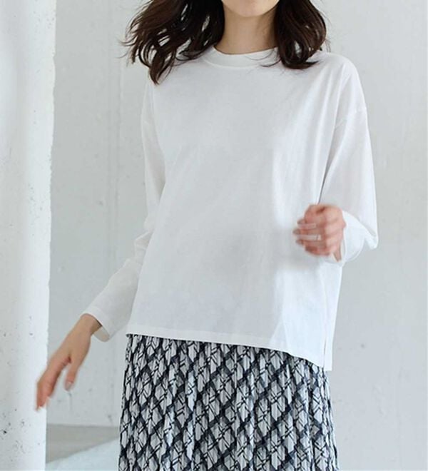 RANAN（ラナン）の「【選べる袖丈】ひんやり！＜BC＞綿100％プチハイネックＴシャツ（カットソー）」｜オフホワイト（長袖）