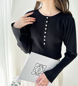 GeeRA（ジーラ）の「ボリュームスリーブ２ＷＡＹリブニット（ニット・セーター）」｜ブラック