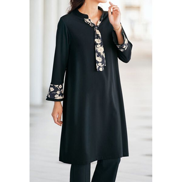 BELLUNA（ベルーナ）の「プリントボウタイチュニック（チュニック）」｜詳細画像