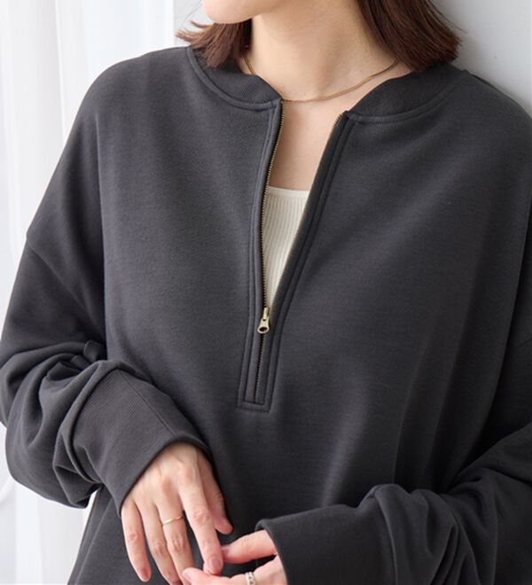 Viola e Viola（ヴィオラ エ ヴィオラ）の「抜け感！ハーフジップ大人スウェット（トレーナー・スウェット）」｜詳細画像