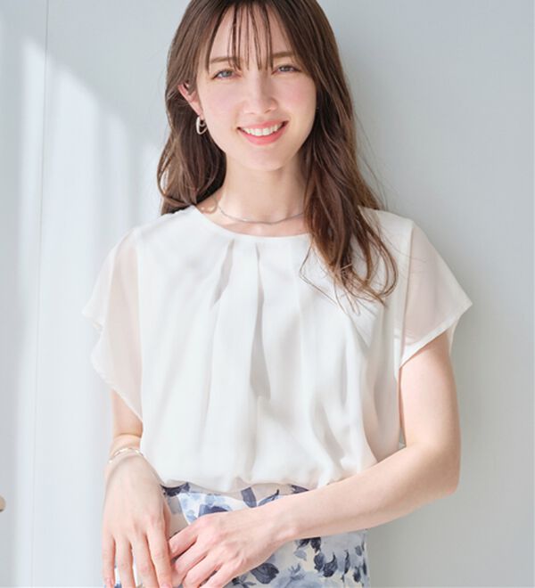 alotta（アロッタ）の「【接触冷感】機能付インナーシフォンブラウス（ブラウス）」｜オフホワイト