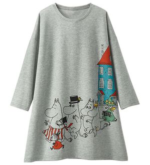 BELLUNA（ベルーナ）の「ムーミンプリントビッグＴシャツ（チュニック）」｜杢グレー