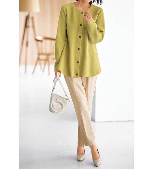 BELLUNA（ベルーナ）の「裏起毛ジョーゼット素材テーパードパンツ（テーパードパンツ）」｜詳細画像