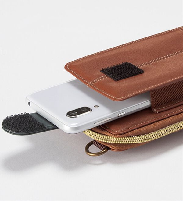 「＜ハッシュパピー＞大人のスマホ＆ウォレットポーチ（メンズショルダーバッグ）」｜詳細画像