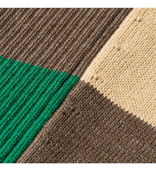 VINNO（ヴィノ）の「配色スリーブ・コットン混ニット（ニット・セーター）」｜詳細画像