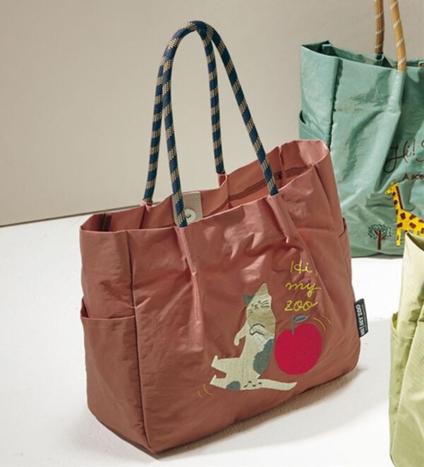 2点セット】＜ハイマイズー＞刺繍トート＆ポーチ2点セット