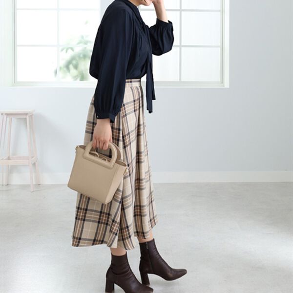 BELLUNA（ベルーナ）の「ボウタイデザインブラウス（ブラウス）」｜詳細画像