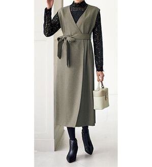 BELLUNA（ベルーナ）の「着やせを叶えてくれる！大人のジャンパースカート（ジャンパースカート）」｜モカ