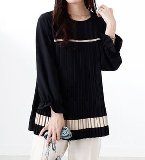 BELLUNA（ベルーナ）の「【Ｌａｇｒｉｌｕａ】配色デザインプリーツ使いブラウス（ブラウス）」｜詳細画像