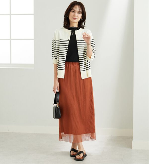 BELLUNA（ベルーナ）の「シアー素材重ね着風フリル衿プルオーバー（カットソー）」｜詳細画像