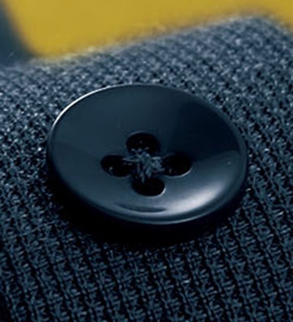 BELLUNA（ベルーナ）の「ボタン使い配色切替デザインチュニック（チュニック）」｜詳細画像