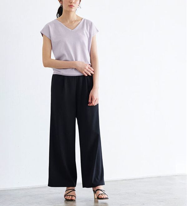 Pierrot（ピエロ）の「【選べる２ネック】シルクタッチフレンチスリーブニット（ニット・セーター）」｜詳細画像