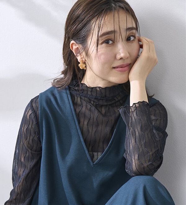 BELLUNA（ベルーナ）の「波柄立体ジャカードシアーインナー（カットソー）」｜詳細画像