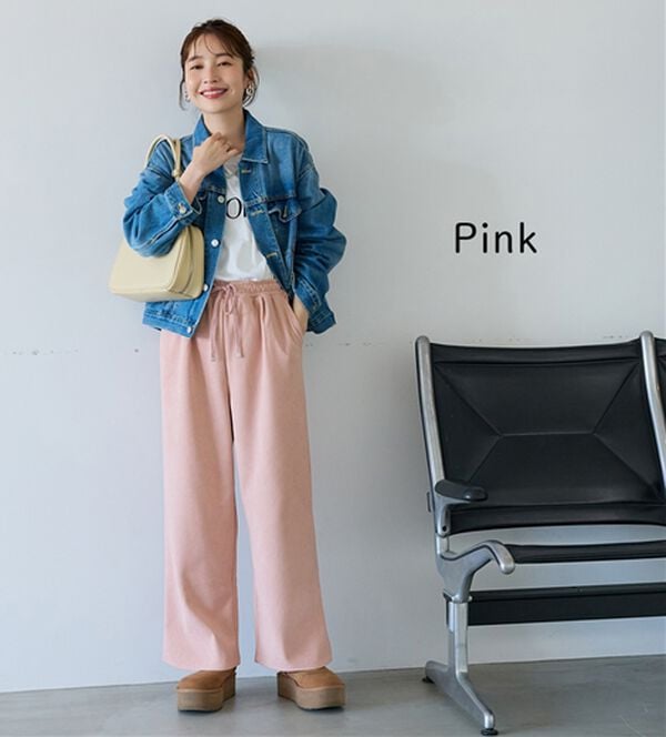 BELLUNA（ベルーナ）の「なめらかコーデュロイワイドパンツ（ワイドパンツ・ガウチョ）」｜詳細画像
