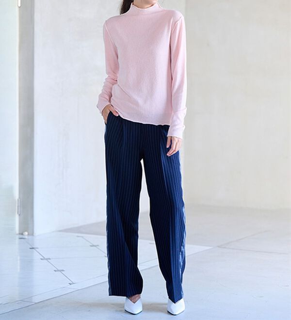 RANAN（ラナン）の「前後２ＷＡＹ！メロウ使いニットソーフリルプルオーバー（カットソー）」｜詳細画像