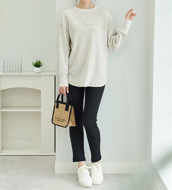 BELLUNA（ベルーナ）の「まるではく毛布！静電防止付裏ファーレギンス（スパッツ・レギンス）」｜詳細画像
