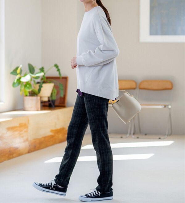 BELLUNA（ベルーナ）の「【あったか仕様♪】すっきり見え！裏ファーパンツ（フルレングスパンツ）」｜詳細画像