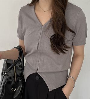 GeeRA（ジーラ）の「ホックデザインサマーカーディガン（ニットカーディガン）」｜グレー