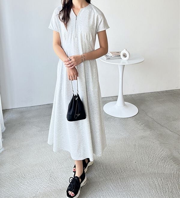 GeeRA（ジーラ）の「前後2WAYハーフジップフレンチ袖ワンピース（カットソーワンピース）」｜詳細画像