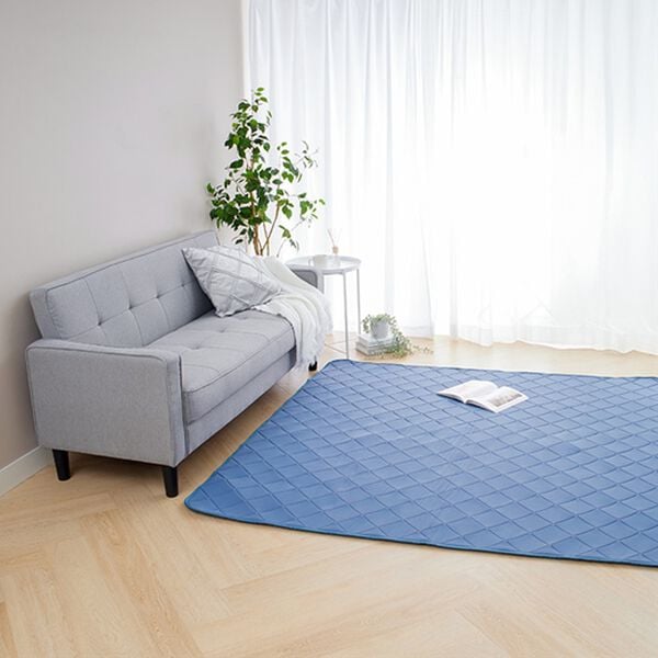 iellio（イエリオ）の「ひんやりもちもちで触れたくなる　洗えるラグ＜低反発・滑りにくい・接触冷感・防ダニ・カーペット・１．５畳・２畳・３畳＞（ラグ）」｜詳細画像
