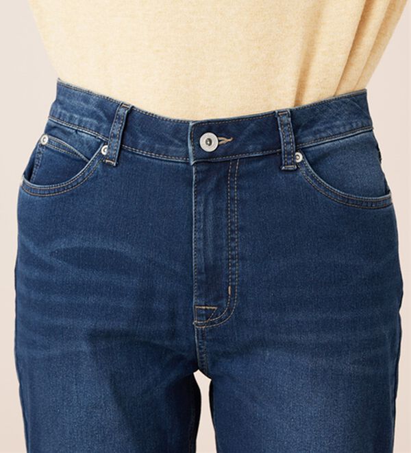 BELLUNA（ベルーナ）の「ふんわり裏起毛ストレッチデニムパンツ（フルレングスパンツ）」｜詳細画像