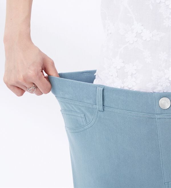 BELLUNA（ベルーナ）の「グーンと伸びる！ひんやりフローズンパンツ（フルレングスパンツ）」｜詳細画像