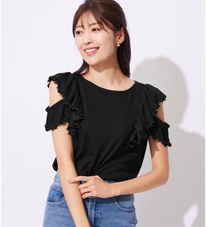 alotta（アロッタ）の「オープンショルダーテレコリブトップス（カットソー）」｜ブラック