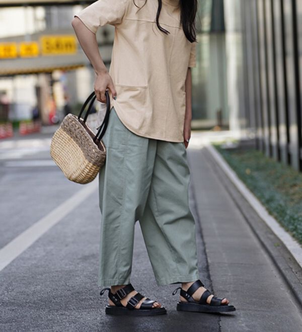 BELLUNA（ベルーナ）の「抗菌防臭綿１００％切替デザインプルオーバー（カットソー）」｜詳細画像