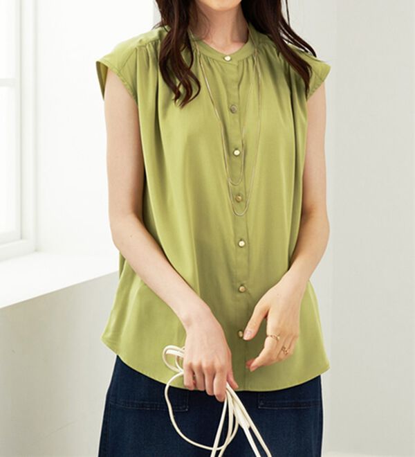 BELLUNA（ベルーナ）の「ギャザー使いフレンチスリーブブラウス（ブラウス）」｜詳細画像