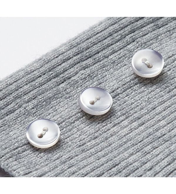 RANAN（ラナン）の「袖ボタンハイゲージニット＜4つの機能付＞（ニット・セーター）」｜詳細画像