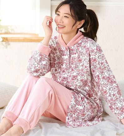 LAVIENNE（ラヴィエンヌ）の「首元がボアであたたかい裏起毛パジャマ（パジャマ・ルームウェア）」