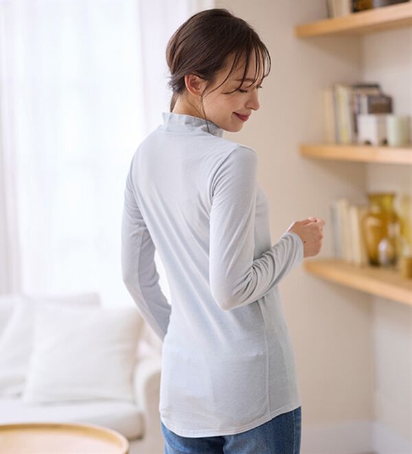 LAVIENNE（ラヴィエンヌ）の「【うす・軽・温】綿１００％吸湿発熱あったかタートルネックインナー（肌着・インナーウェア）」｜詳細画像