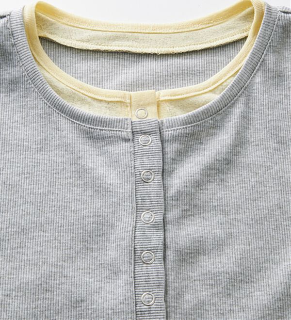 RANAN（ラナン）の「レイヤード風ヘンリーネックTシャツ（カットソー）」｜詳細画像