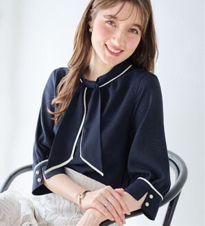 alotta（アロッタ）の「袖口パール6分袖ブラウス（ブラウス）」｜ネイビー