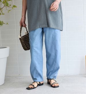 BELLUNA（ベルーナ）の「レーヨン麻入りゆったりワイドパンツ（フルレングスパンツ）」｜サックス