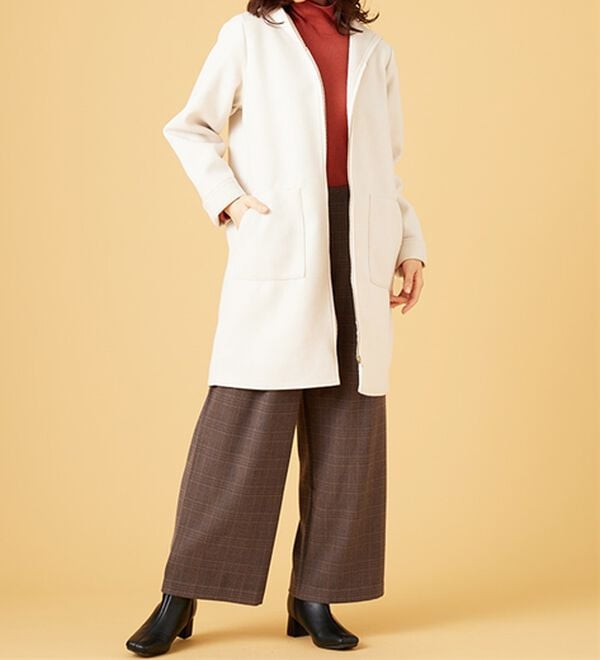 BELLUNA（ベルーナ）の「裏あぜ素材フードデザインコート（ロングコート）」｜詳細画像