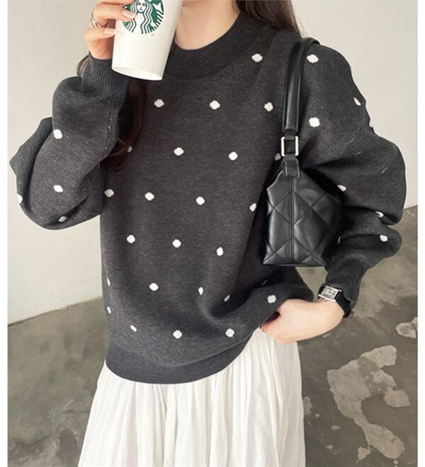 GeeRA（ジーラ）の「ドット柄ニットプルオーバー（ニット・セーター）」｜詳細画像