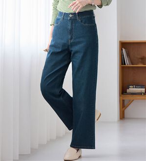 Viola e Viola（ヴィオラ エ ヴィオラ）の「のび心地　ゆるストレートパンツ（フルレングスパンツ）」｜インディゴ